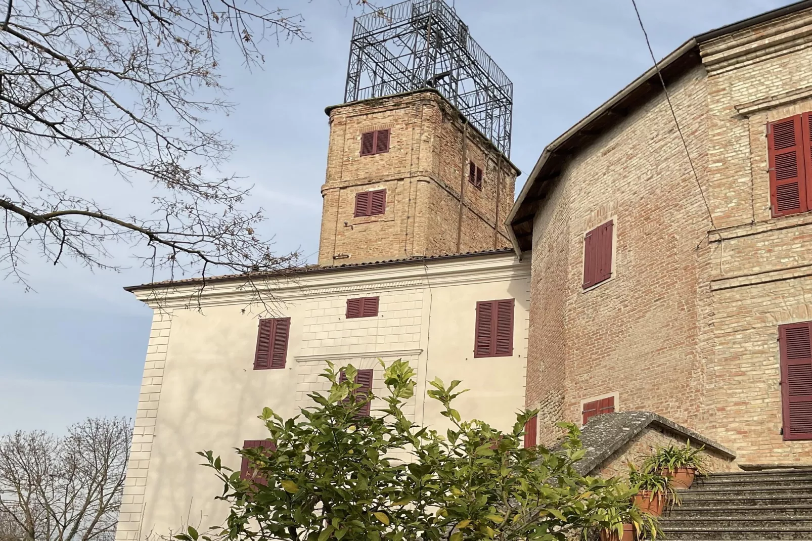 Castello di Robella - Extérieur été