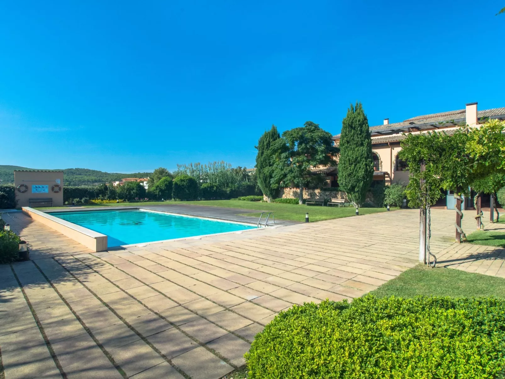 Costabravaforrent Segalar 9, für 4, Gemeinschaftspool