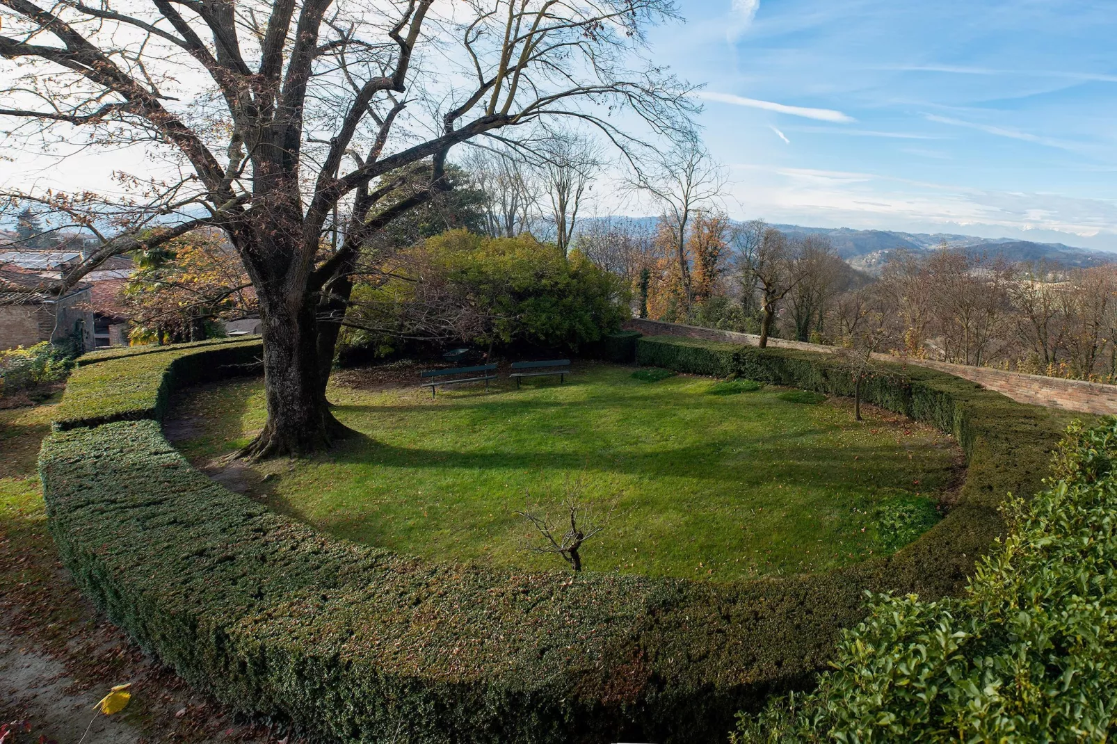Castello di Robella - Jardins en été