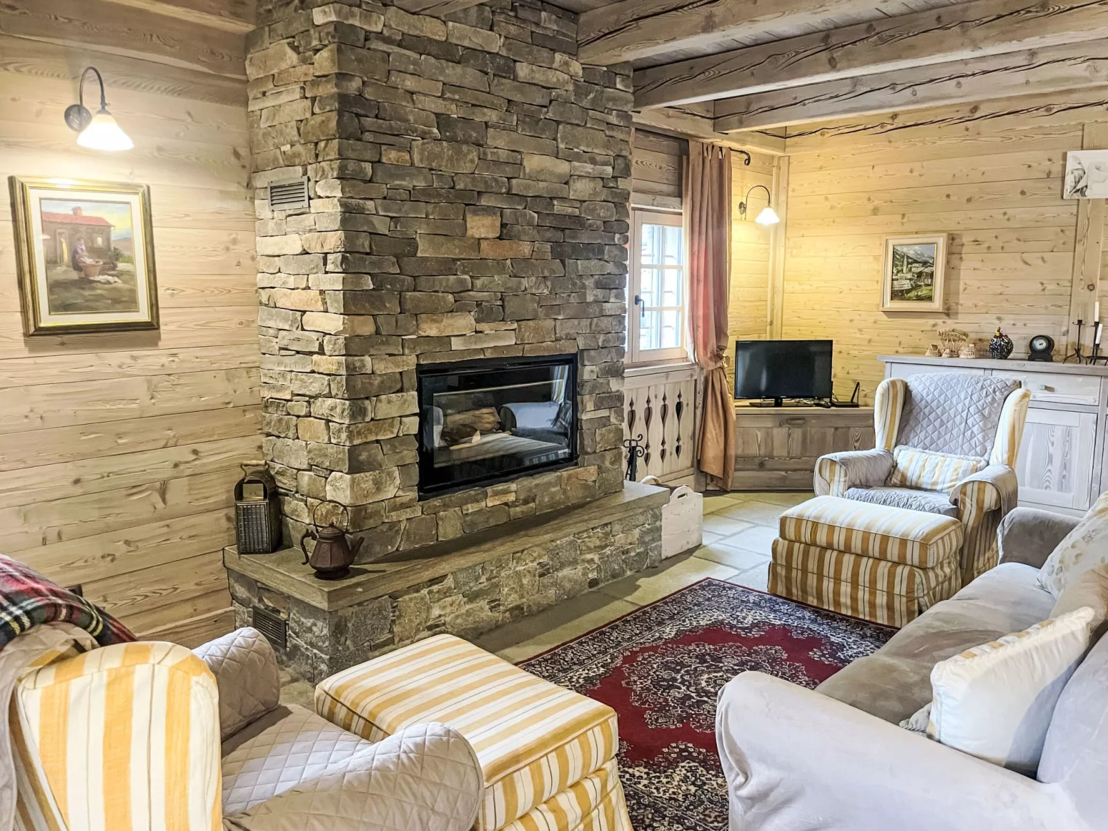 Chalet Anna - Inside