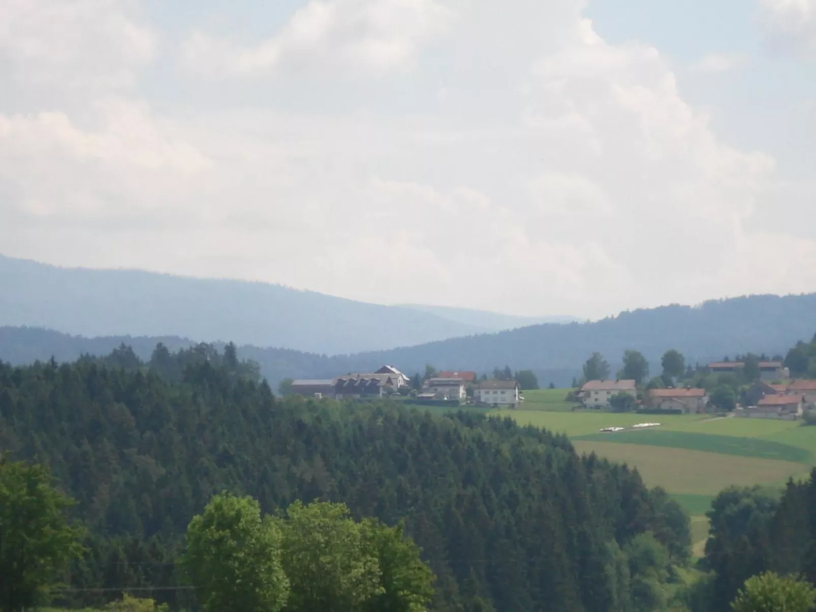 Appartement in Hönigsgrub mit Eigenem Balkon und Fernblick