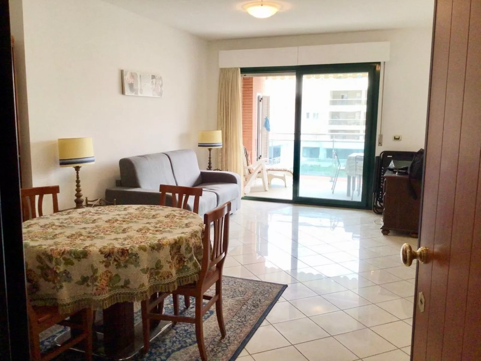 Appartement in Alba Adriatica mit Terrasse