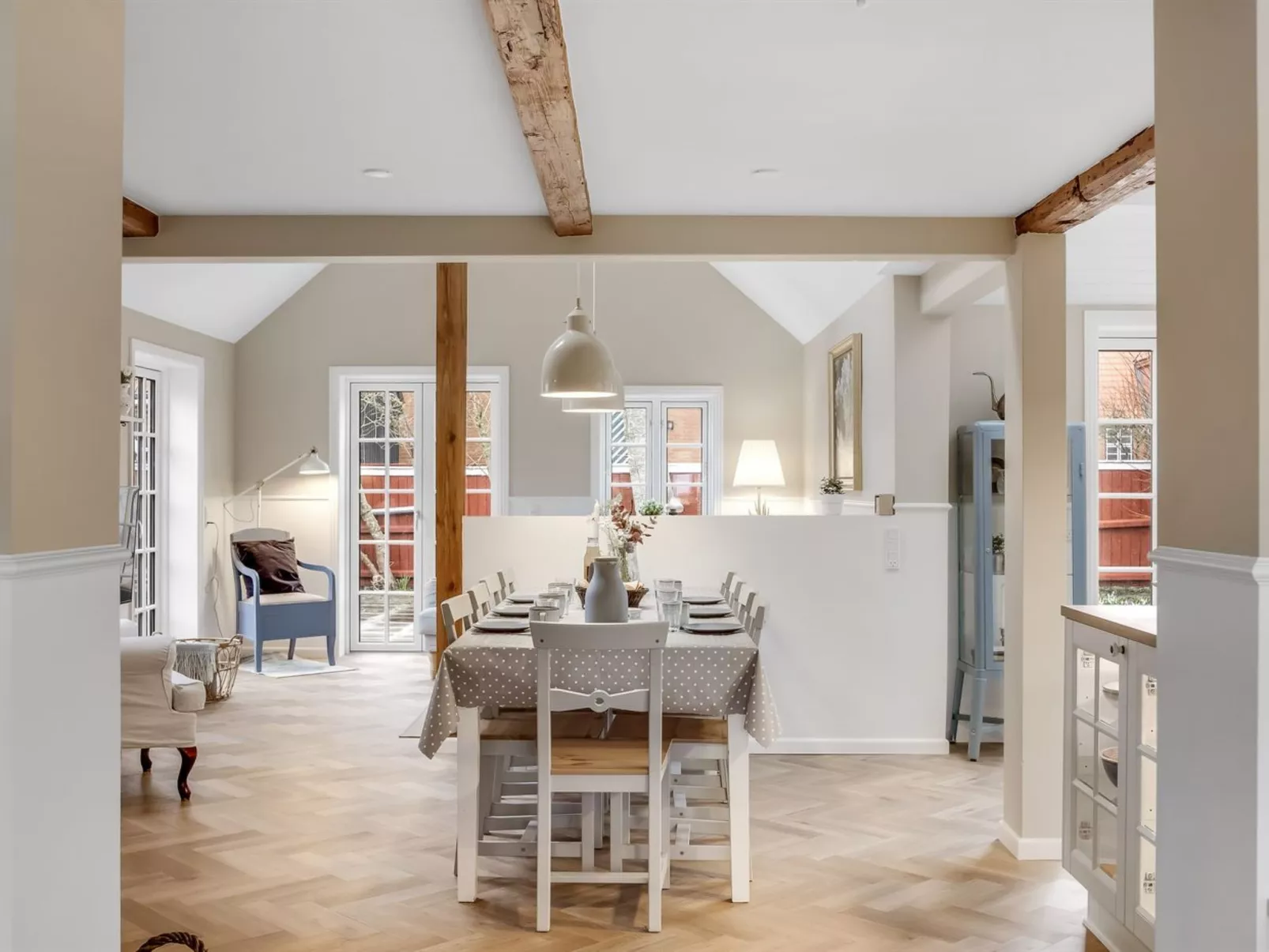 "Juhana" - 150m from the sea - Inside