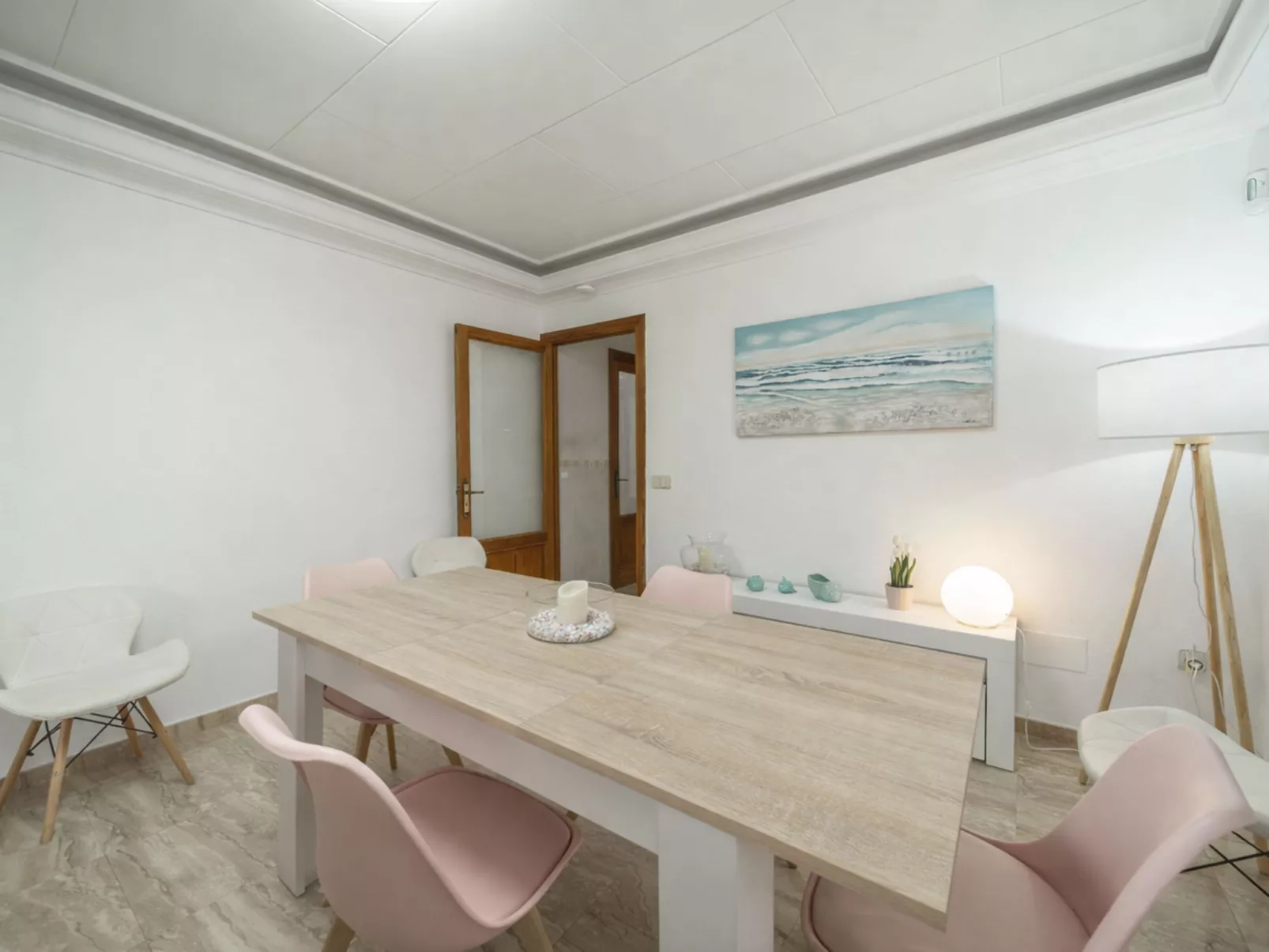 Villa Rosa - Inside