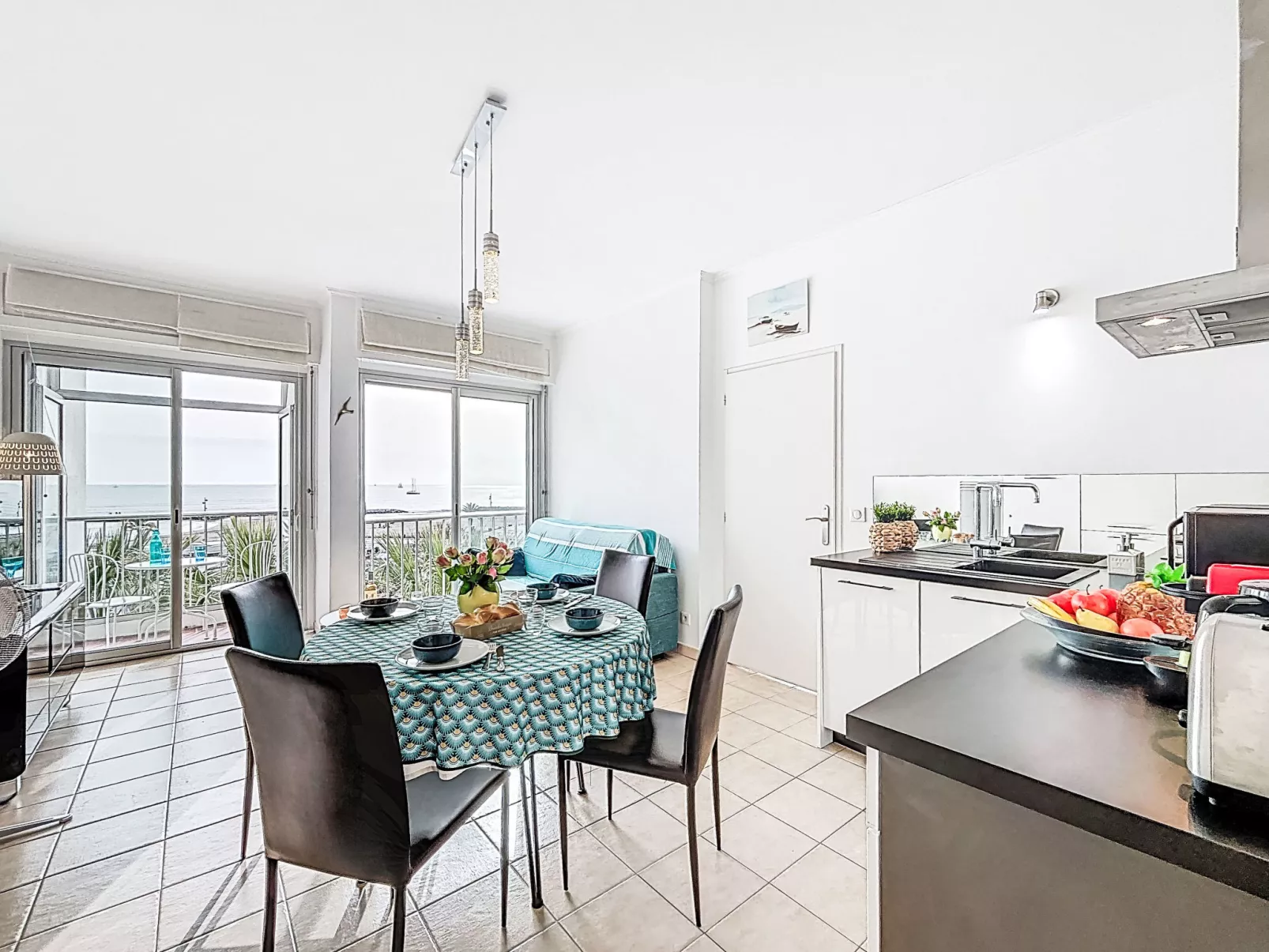 Imperial II - Drinnen