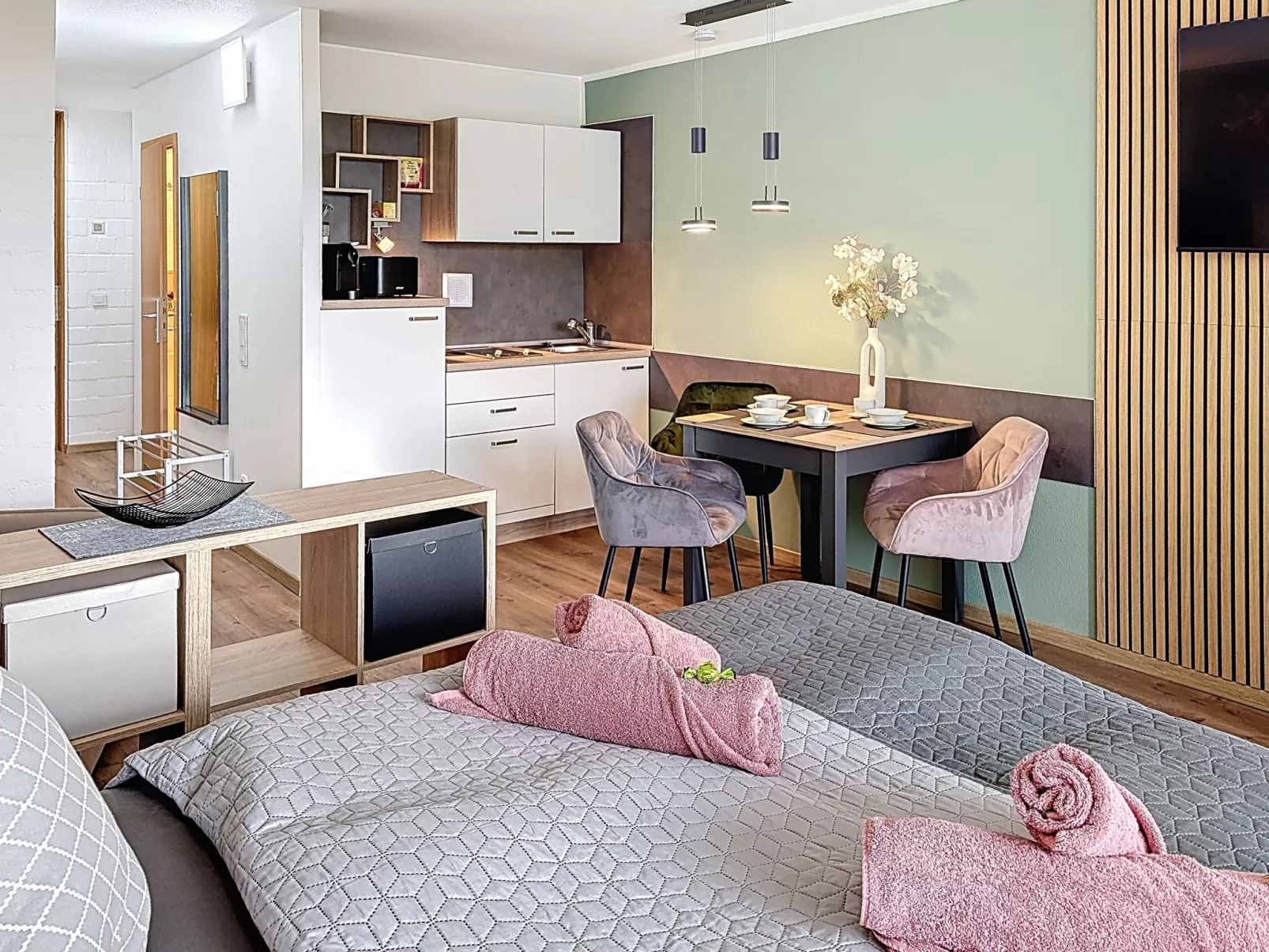 Nicole inkl. Schwimmbad und Sauna - Drinnen