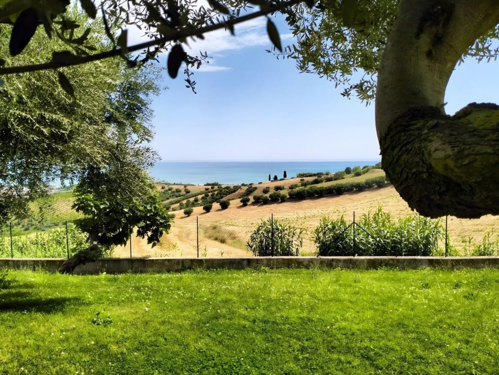 Schoene Appartment mit panoramische Blick - Outside