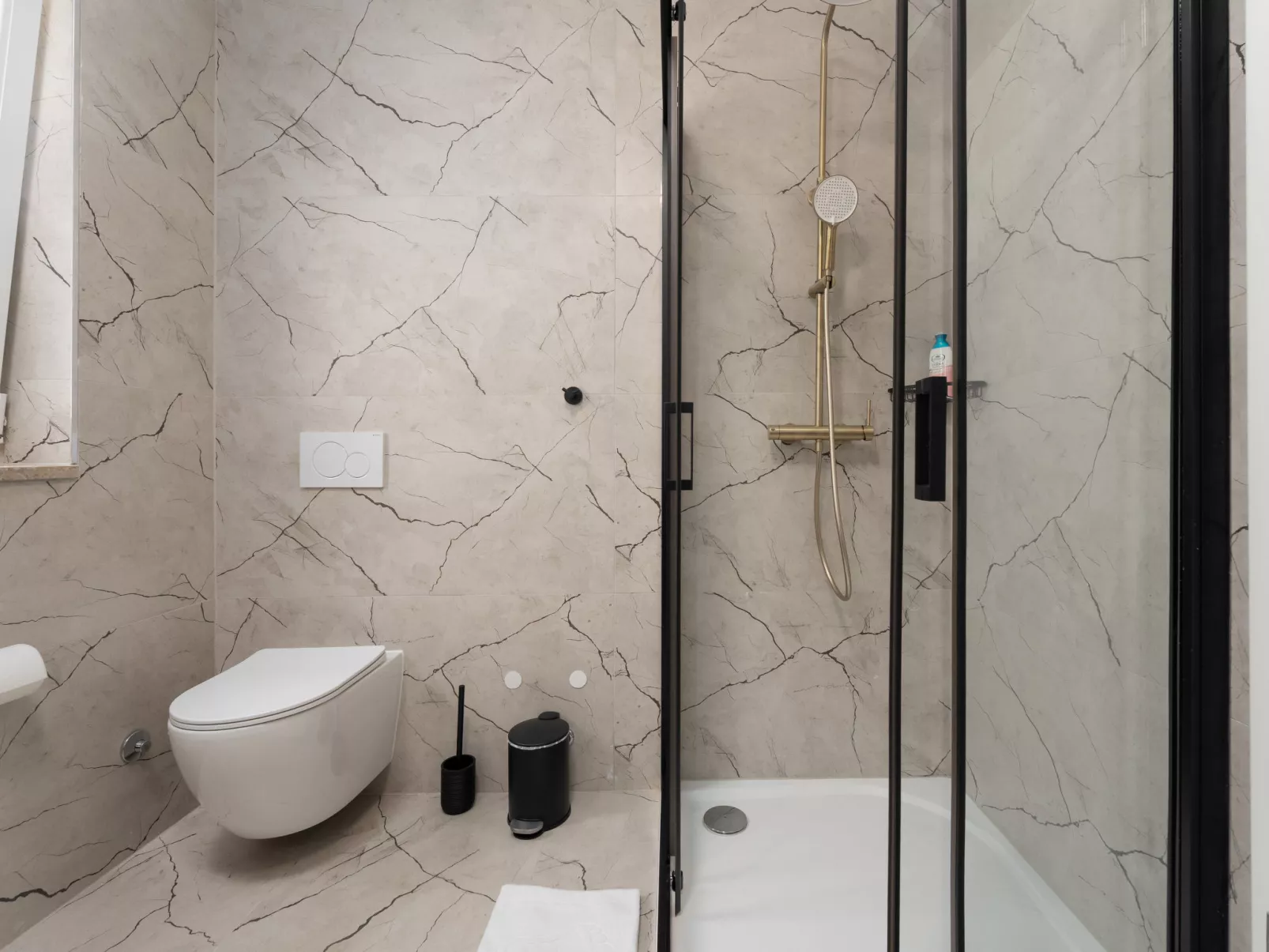 Mediterranee Oliva - Inside