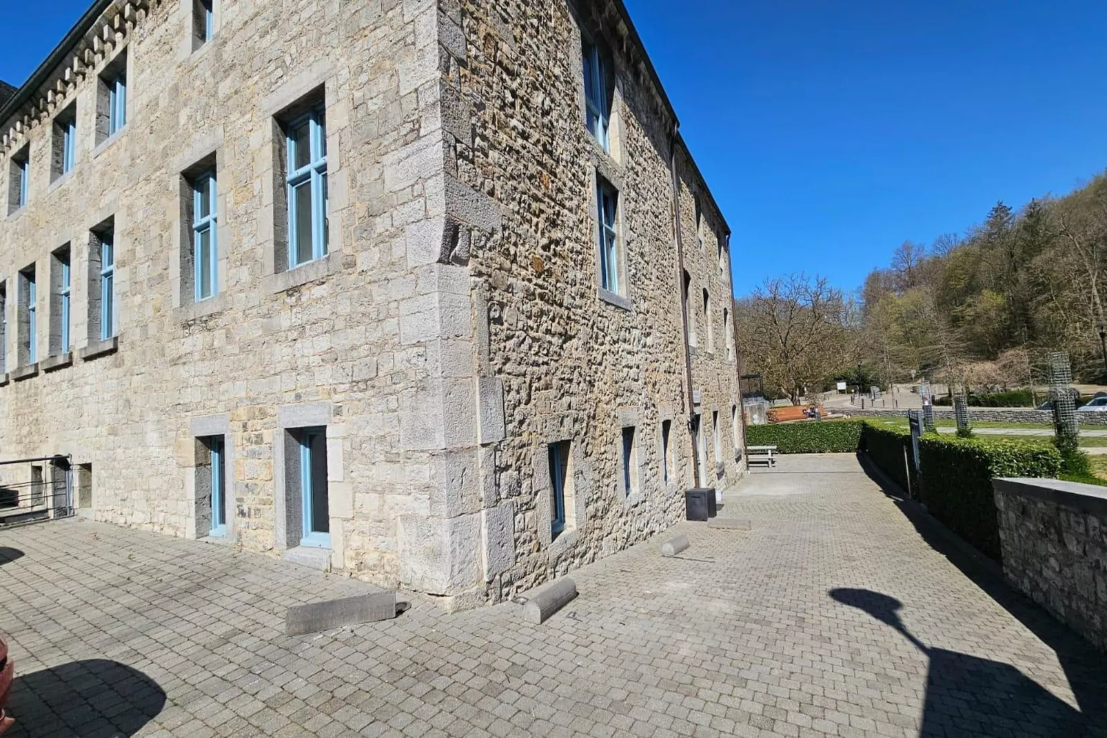 Durbuy center - Außenbereich Sommer