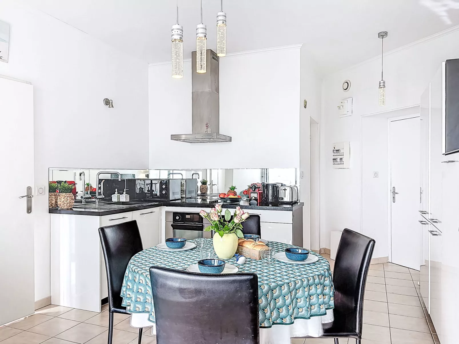 Imperial II - Drinnen