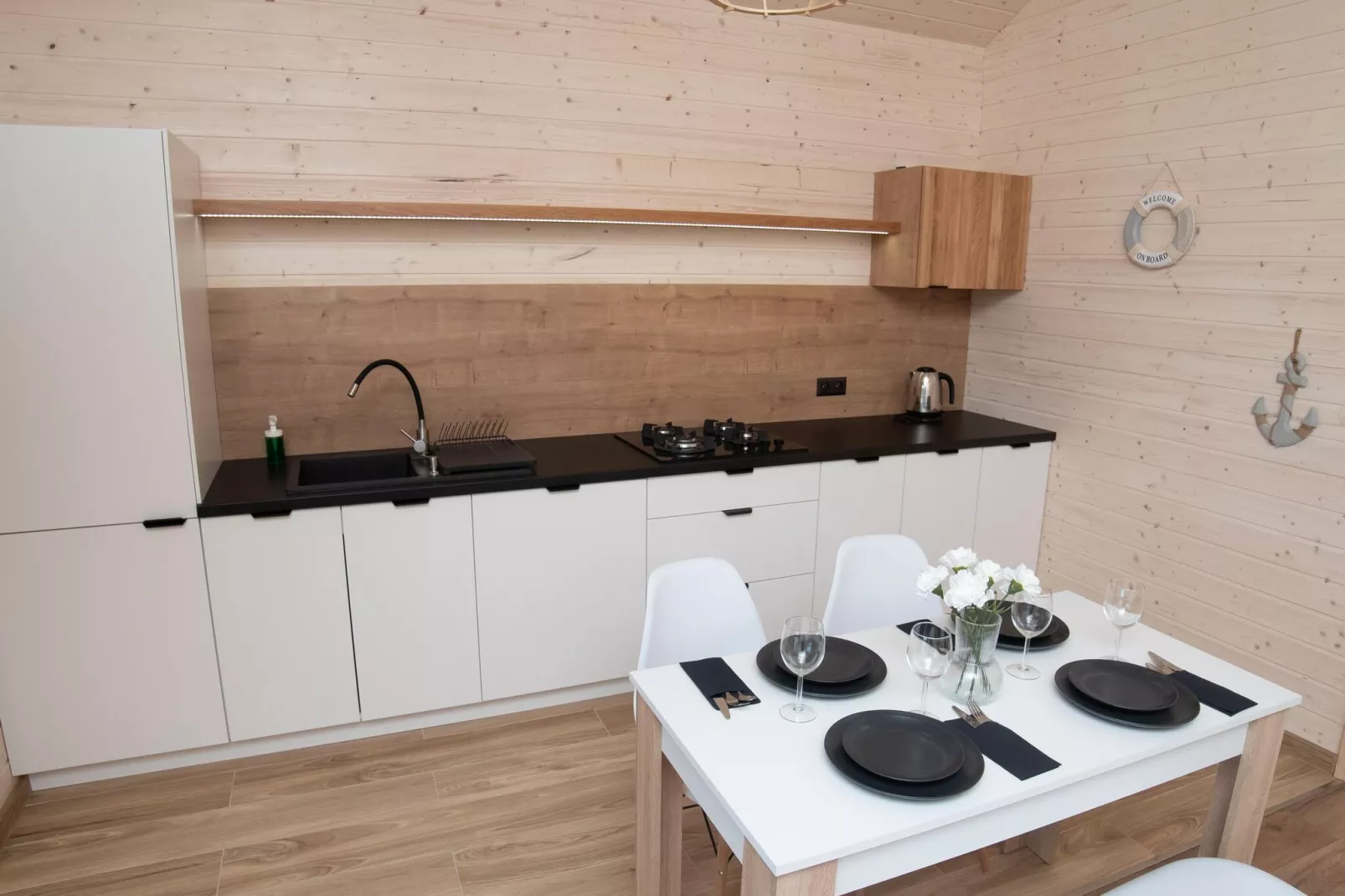 Domki letniskowe dla 6 osób Wicie-Salle à manger