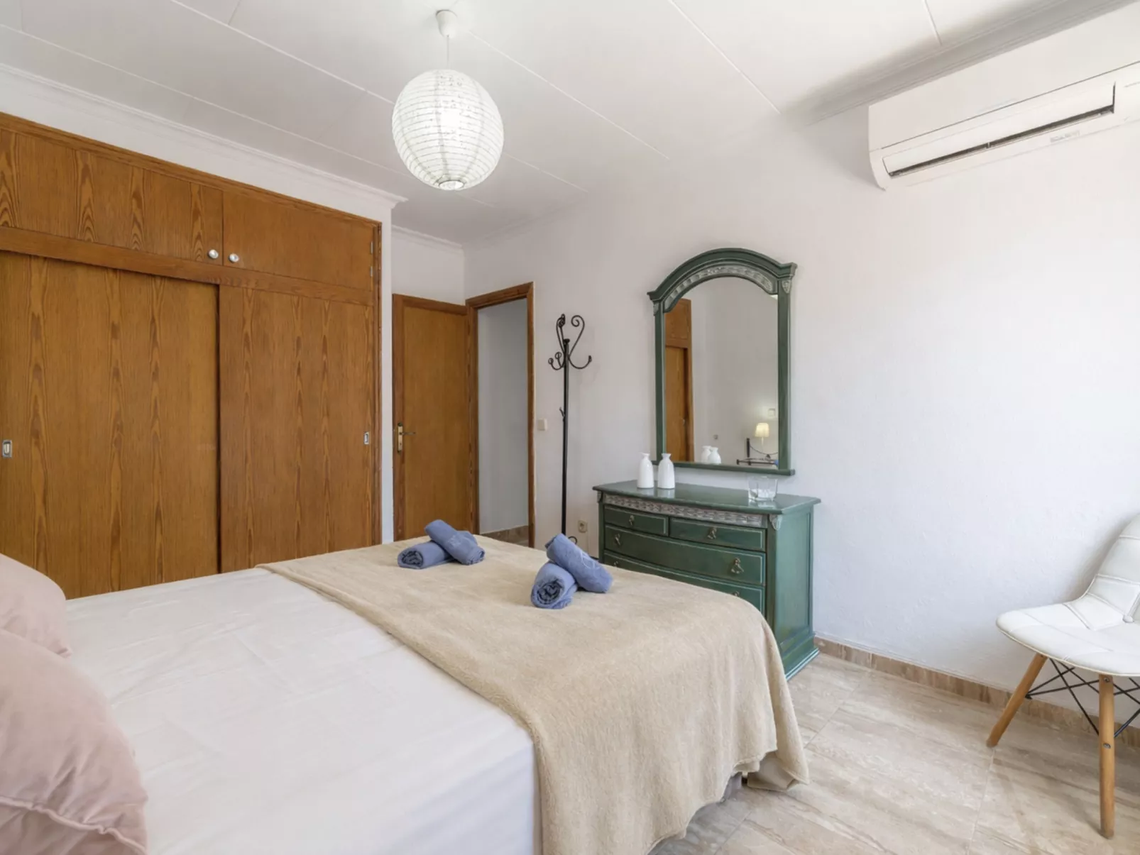 Villa Rosa - Inside