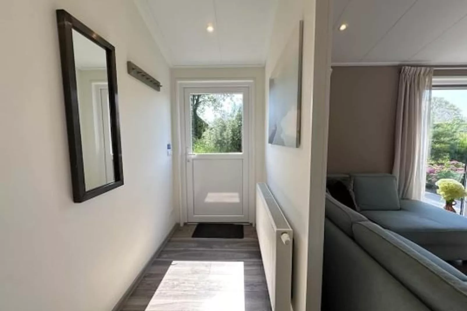 Hackfort kavel 143 - Hall & reception