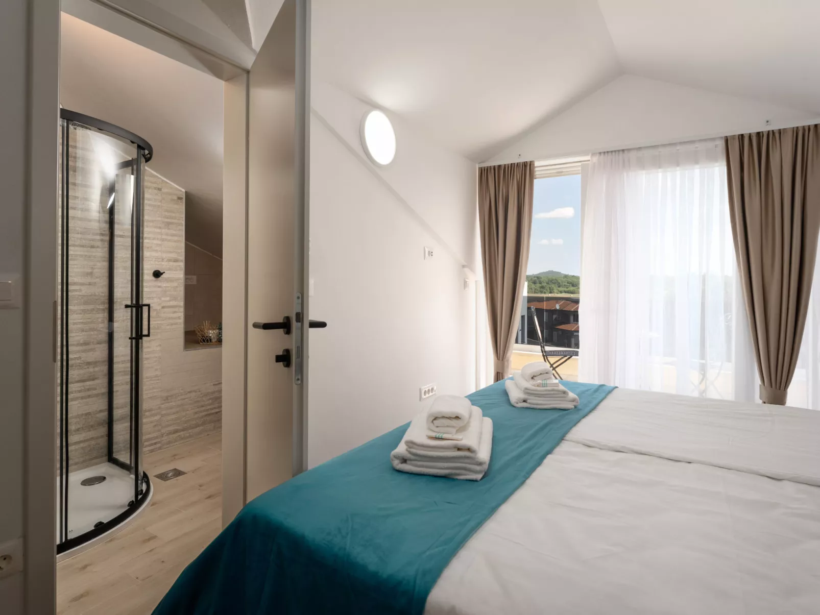 Mediterranee Oliva - Dedans