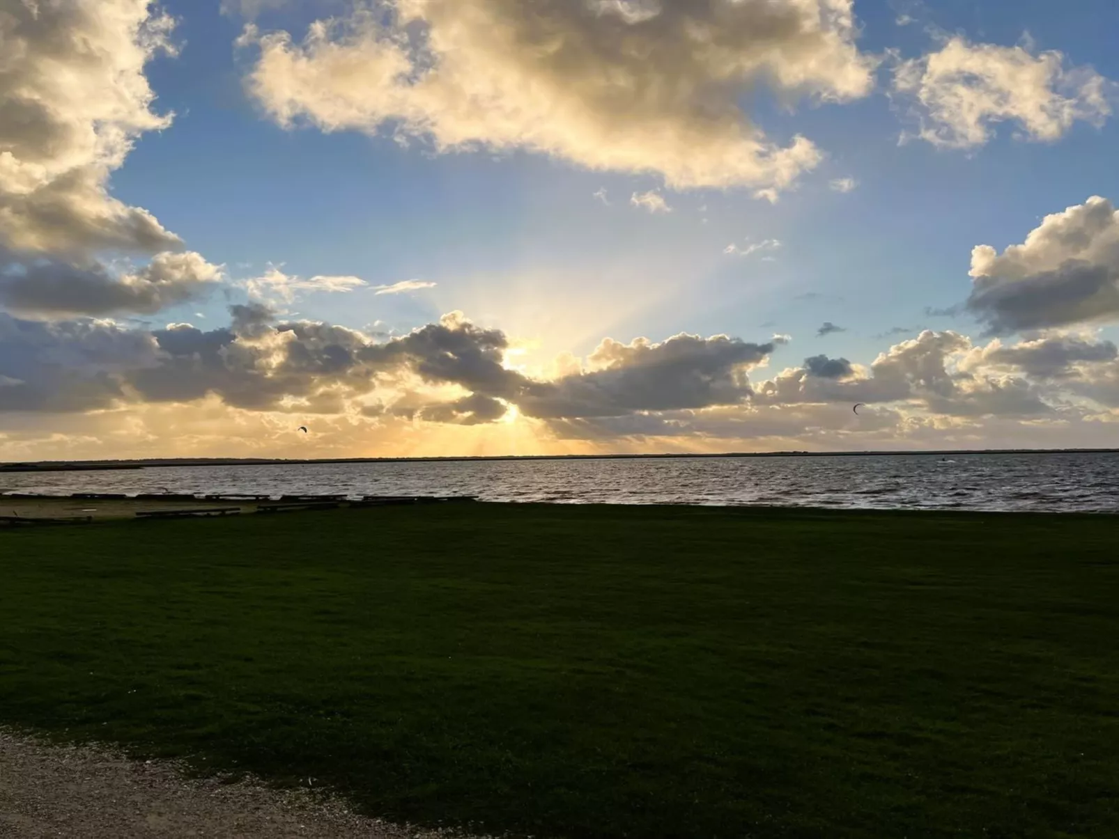 "Ronja" - 100m to the fjord - Draußen