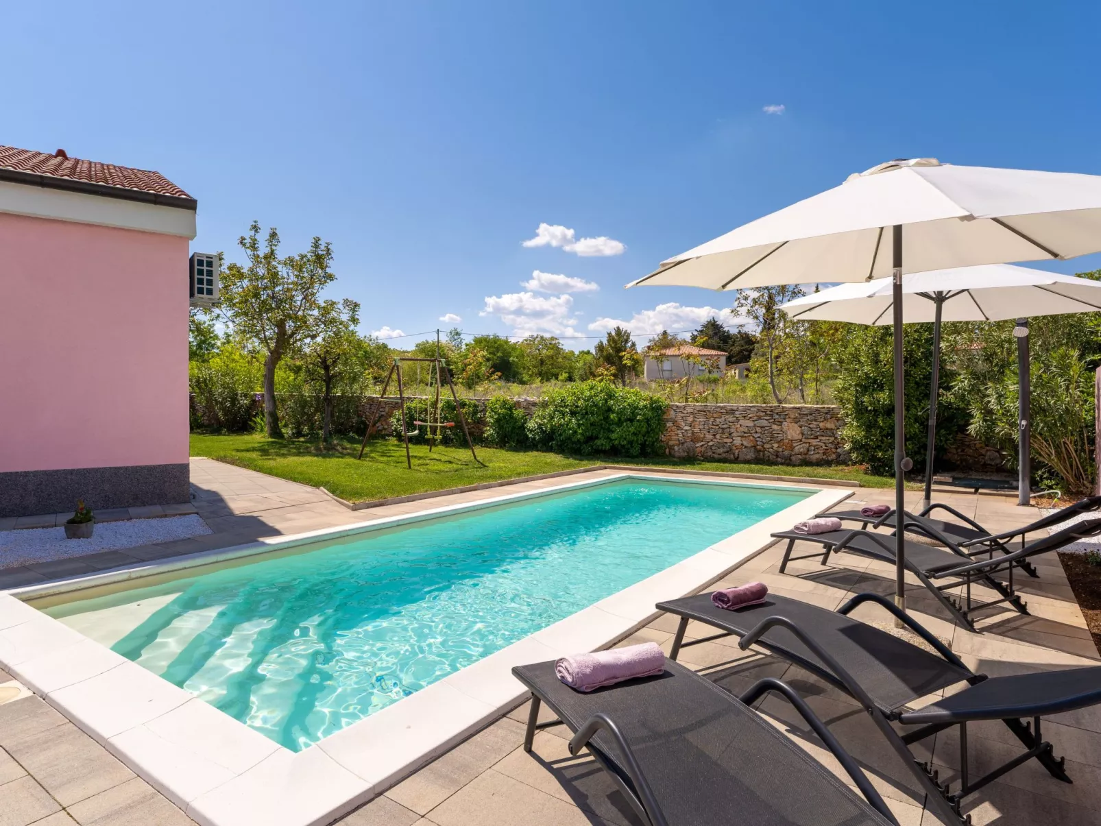 Villa Lilly - Image-tags.info