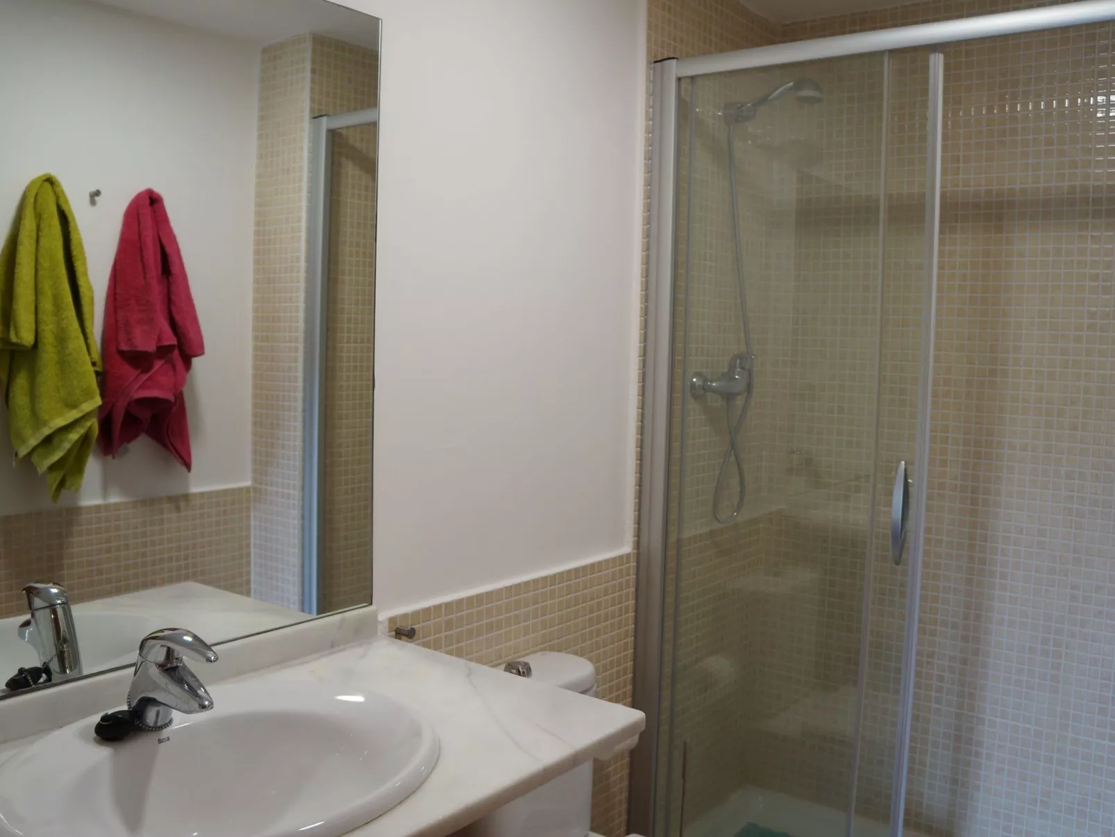 Costabravaforrent Gavarres, für 6 Personen mit Gemeinschaftspool - Dedans