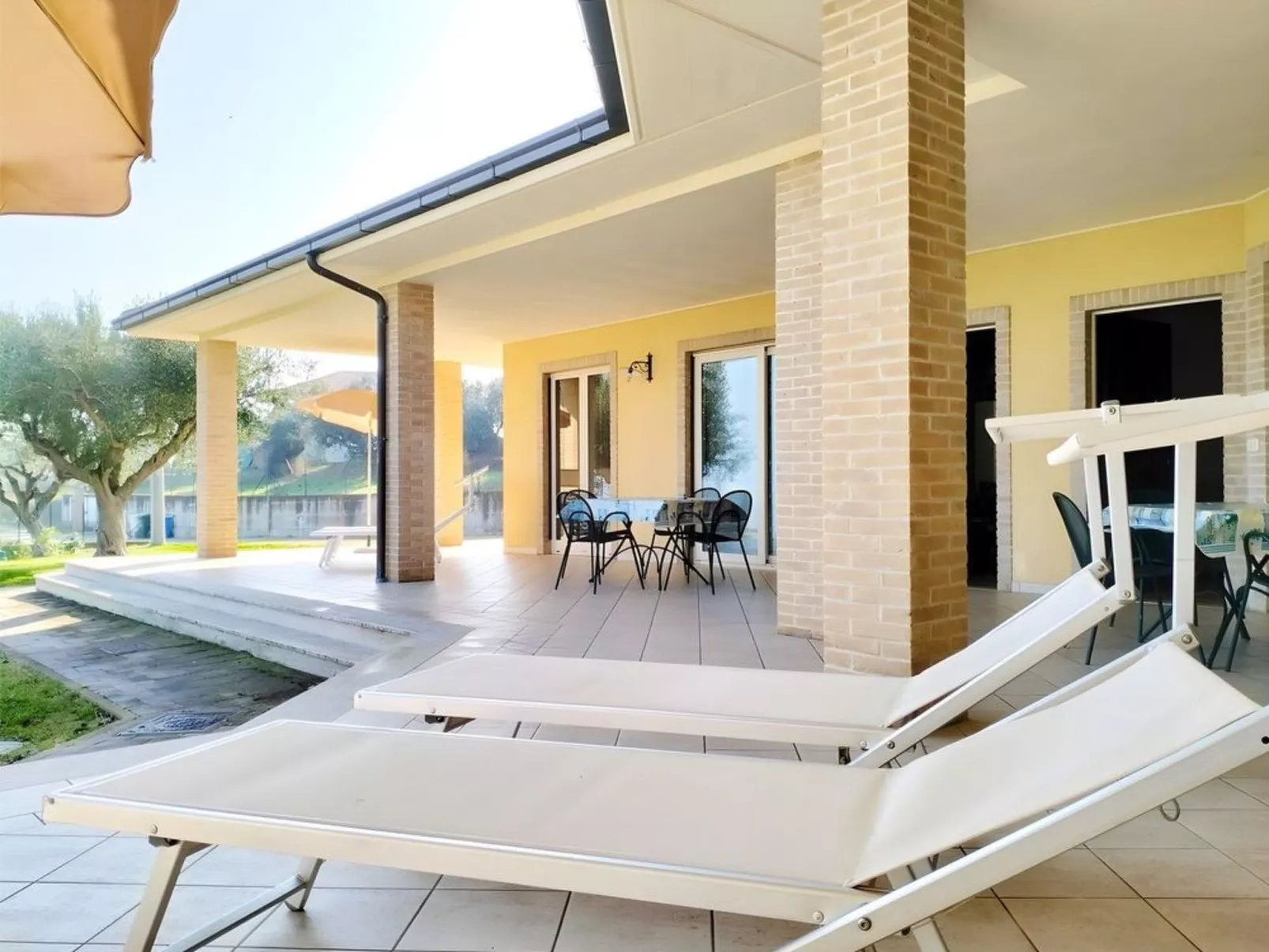 Schoene Appartment mit panoramische Blick - Outside