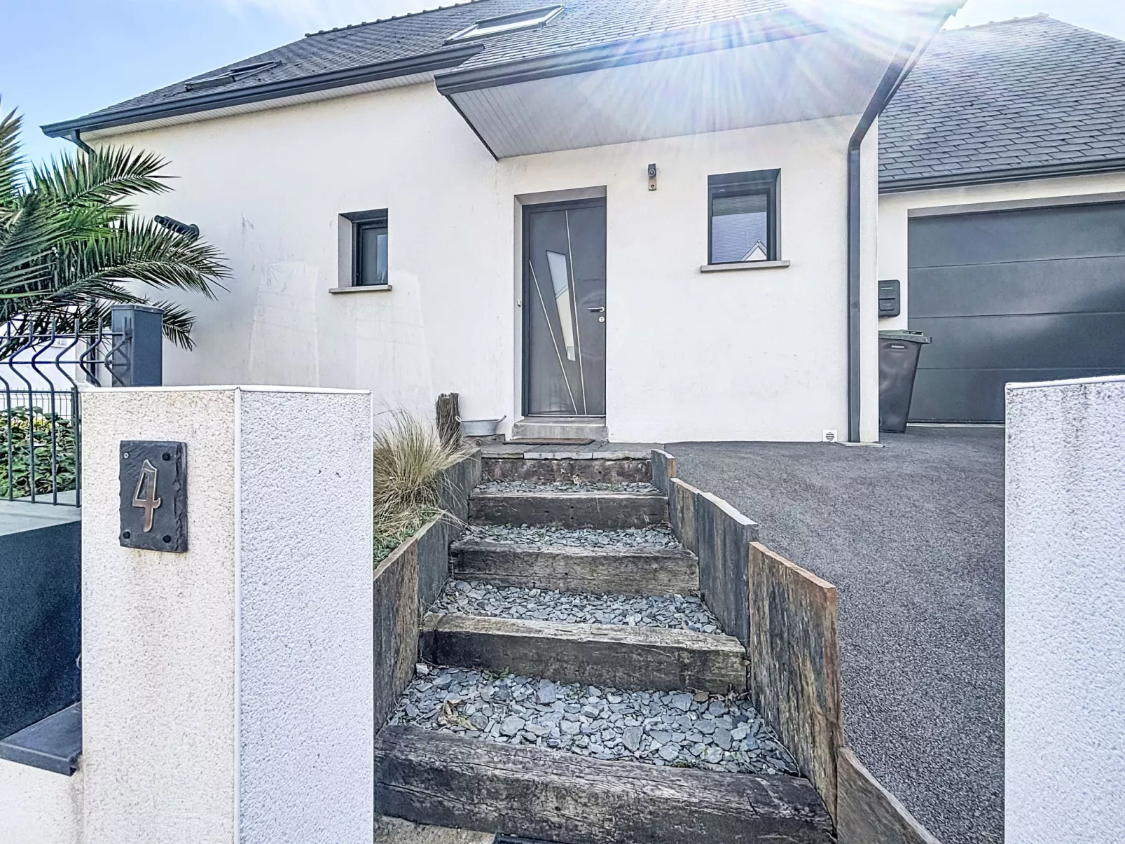 Maison Des Lupins - Outside