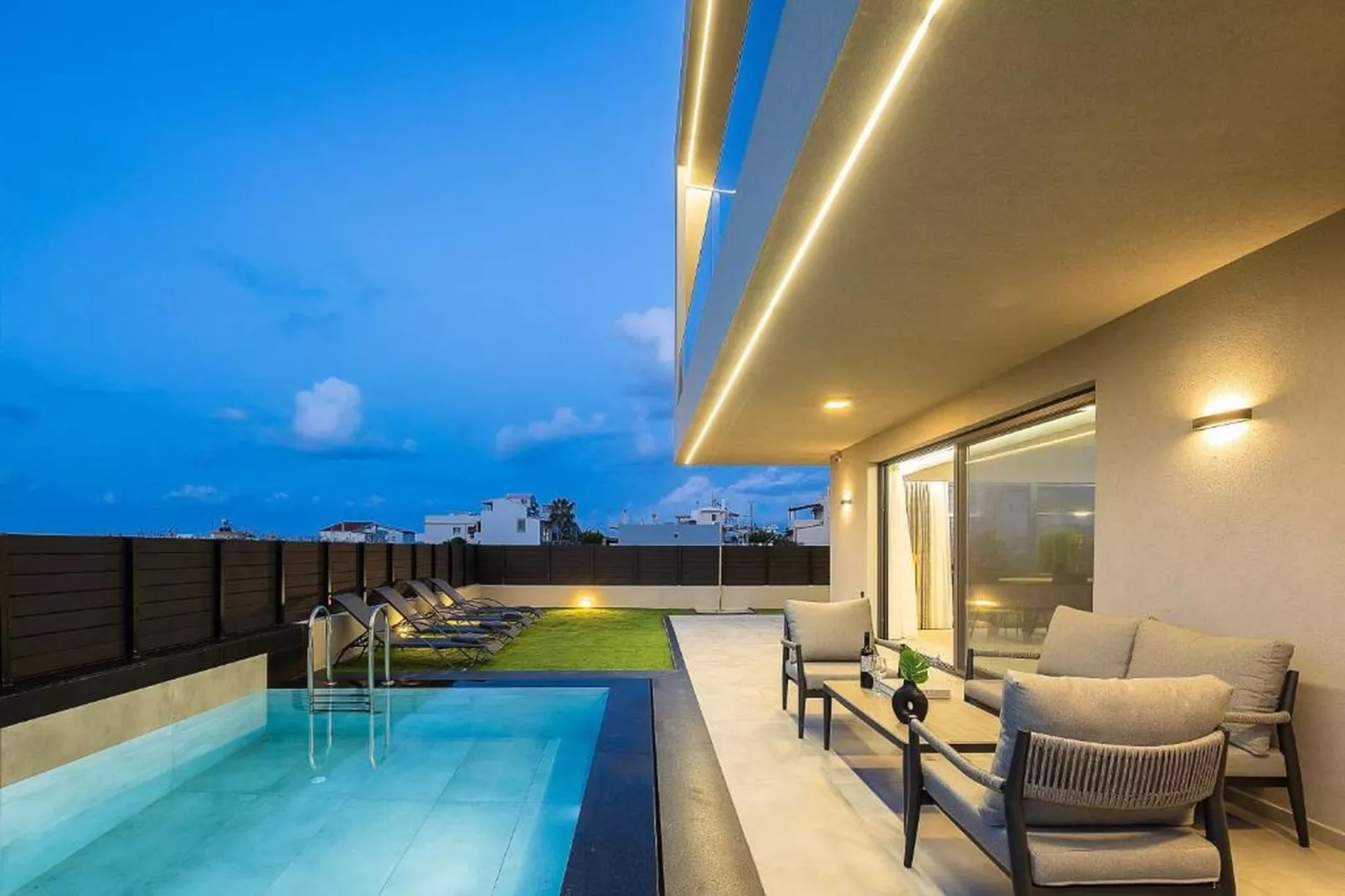 Resmi Seaview Villa - Schwimmbad