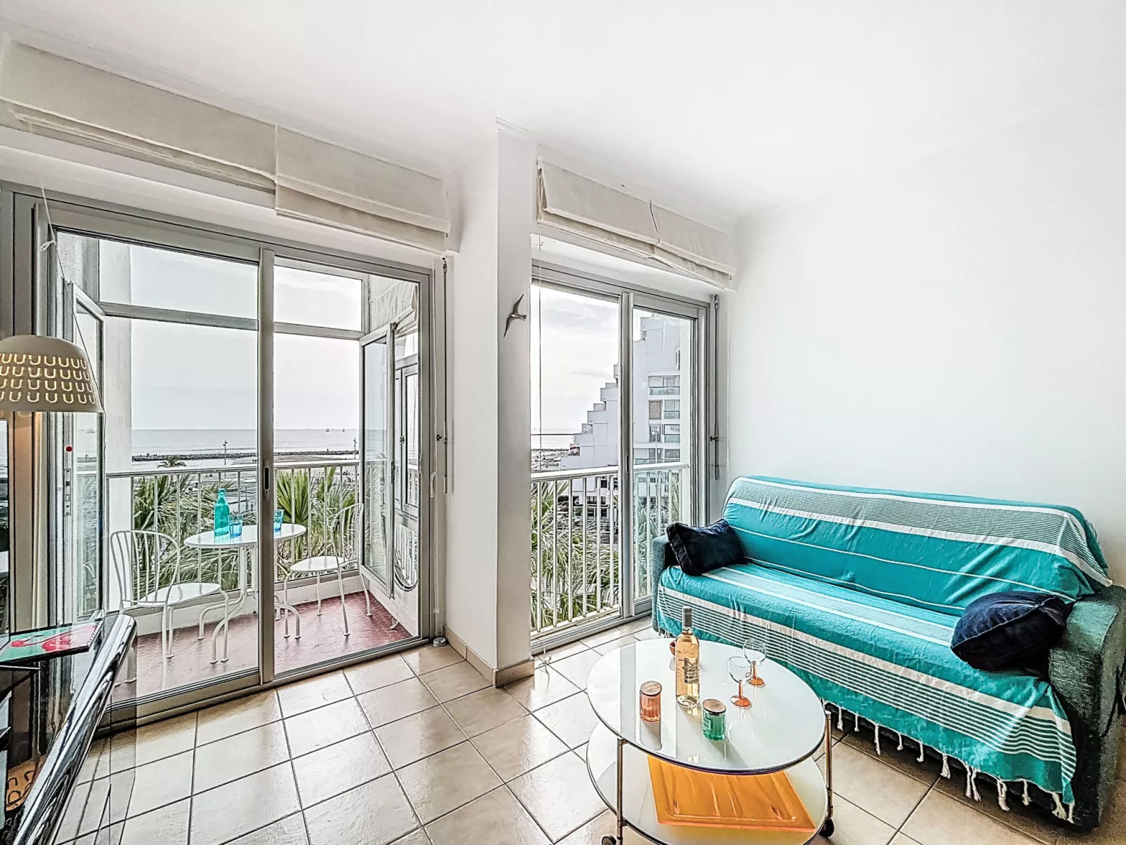 Imperial II - Drinnen