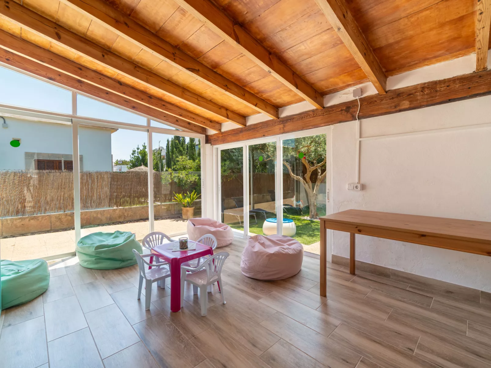Villa Rosa - Inside