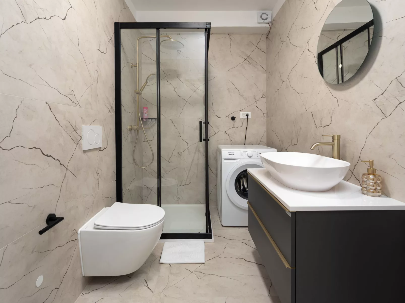 Mediterranee Oliva - Inside