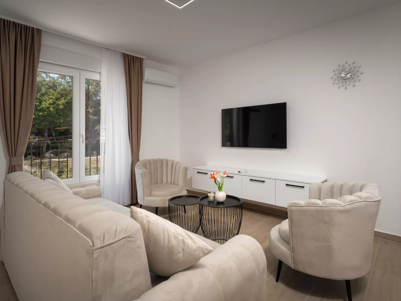 Mediterranee Oliva - Dedans