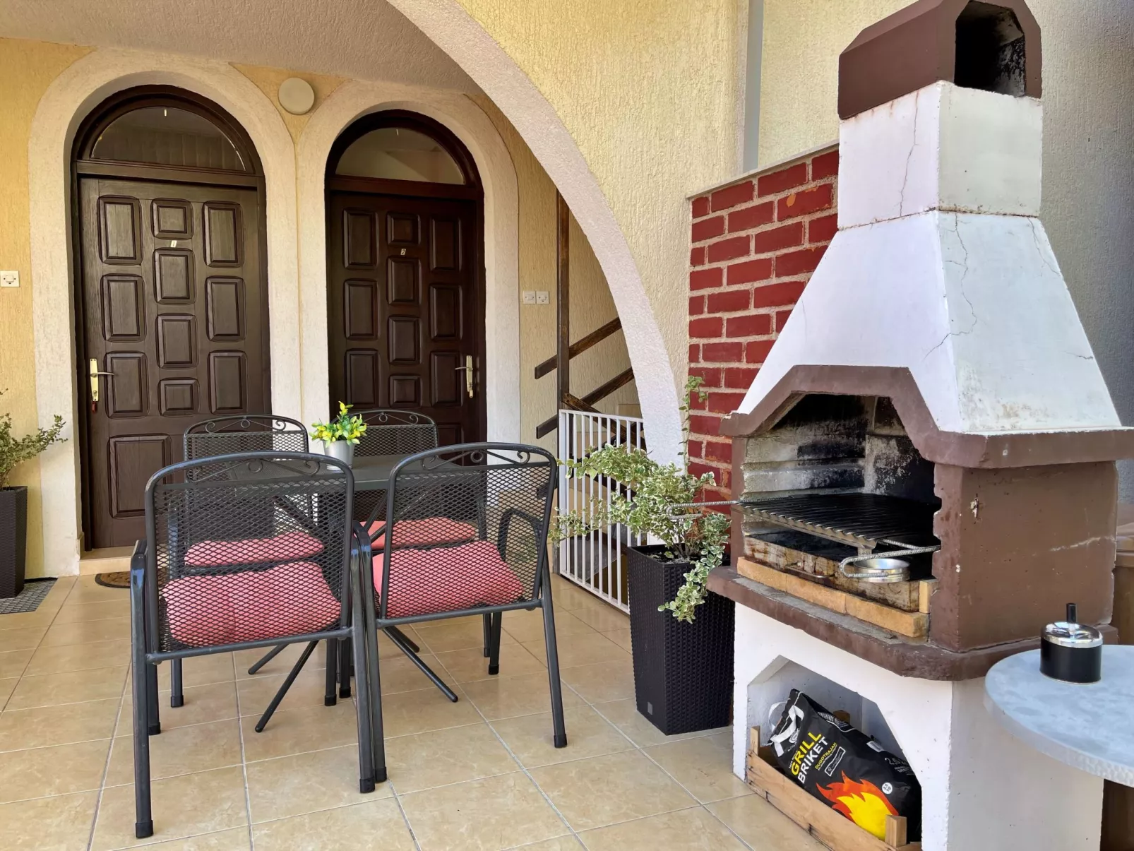 Apartment Brebric - 540 Meter vom Meer entfernt - Dehors