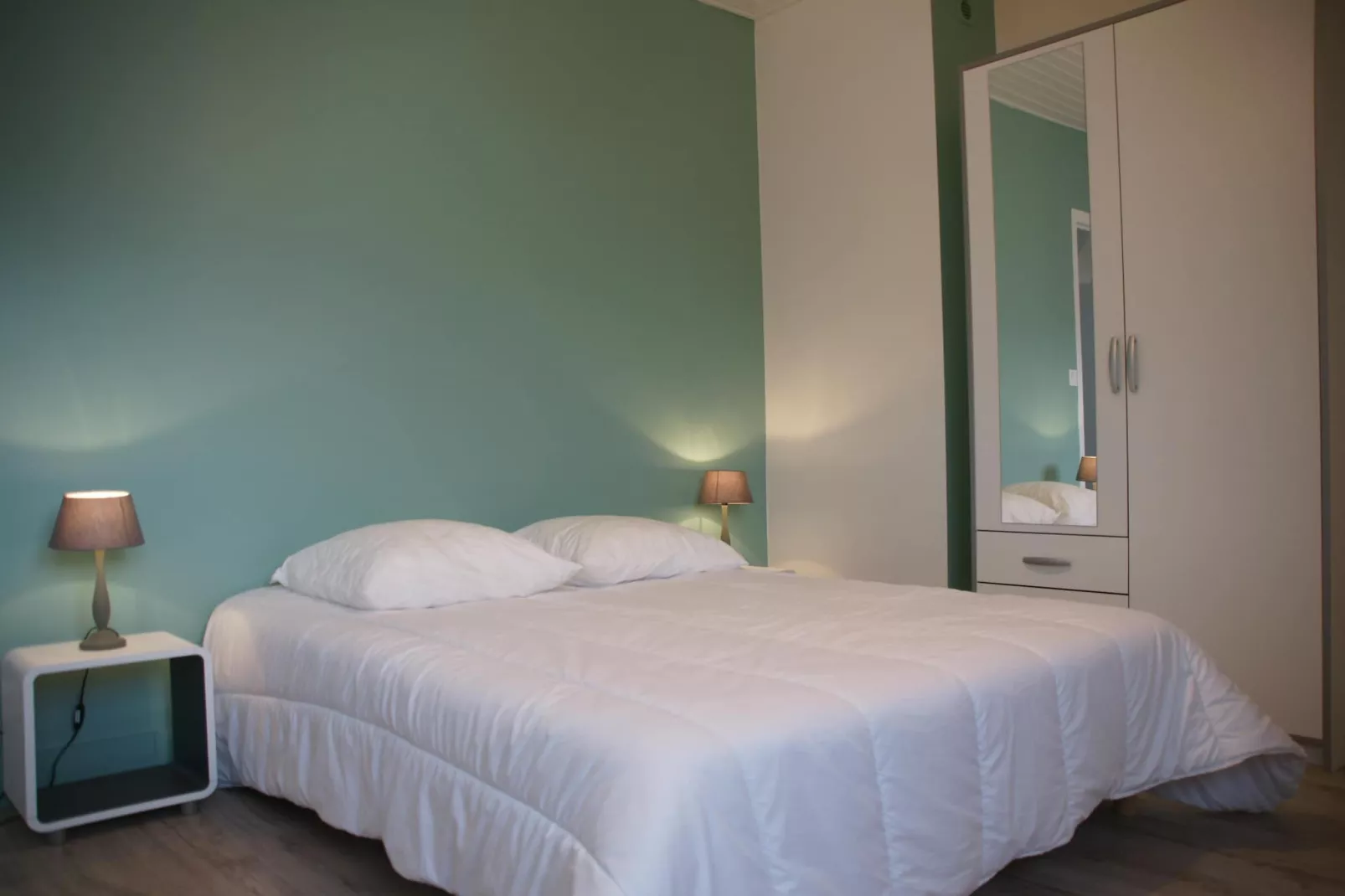 Holiday home in Locquirec - Chambre