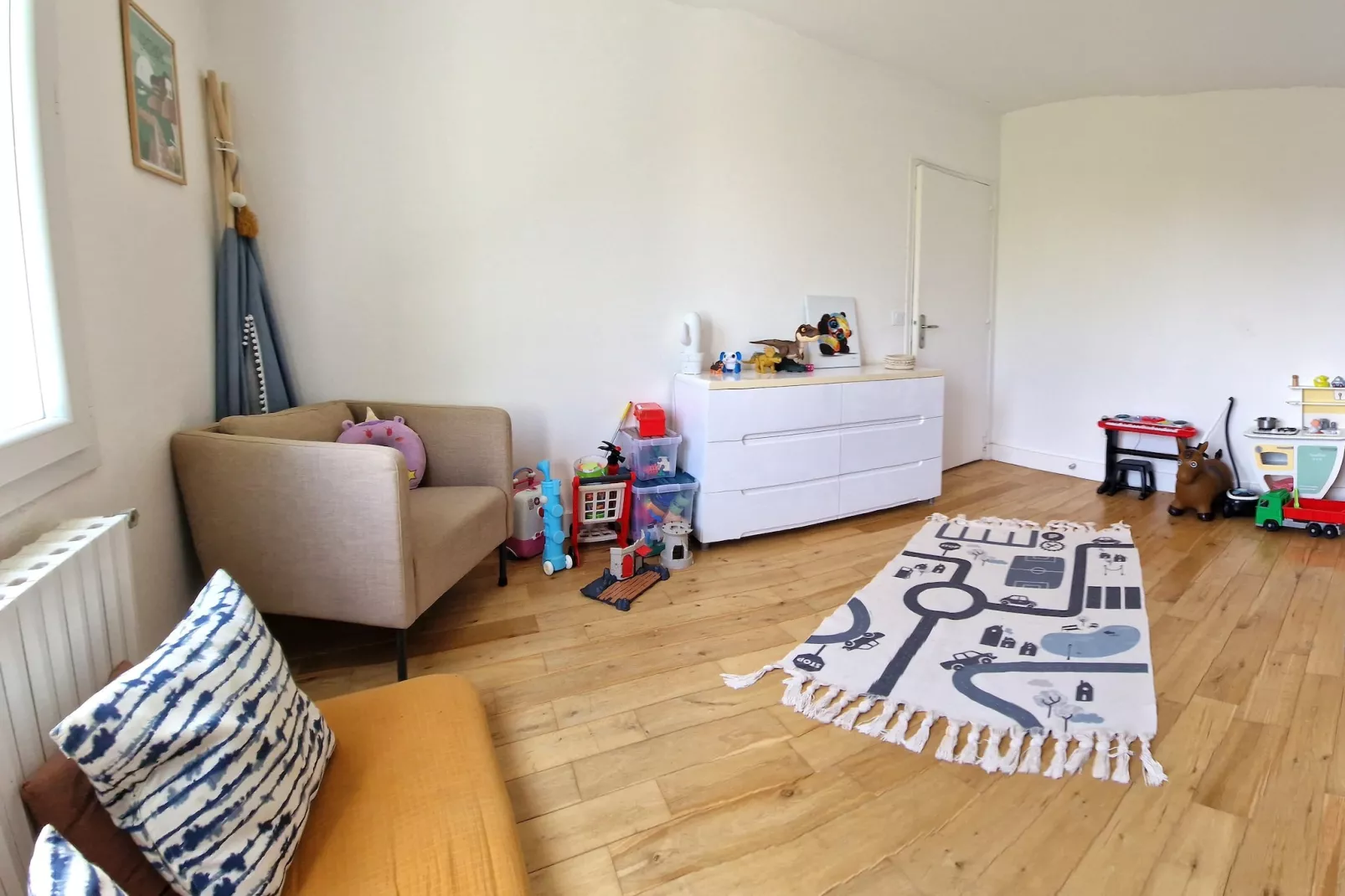 Holiday home in Locquirec - Chambre