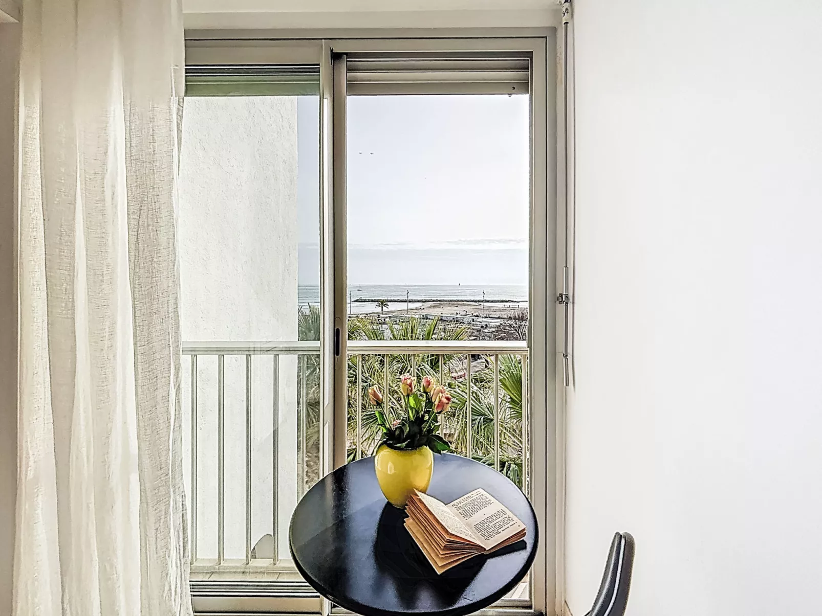 Imperial II - Drinnen