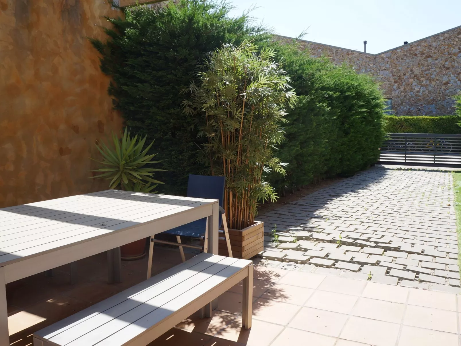 Costabravaforrent Gavarres, für 6 Personen mit Gemeinschaftspool - Dehors