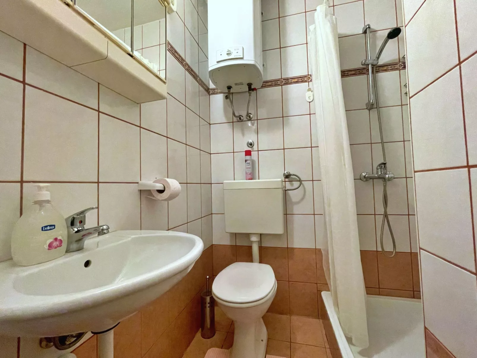 Apartment Brebric - 540 Meter vom Meer entfernt - Dedans