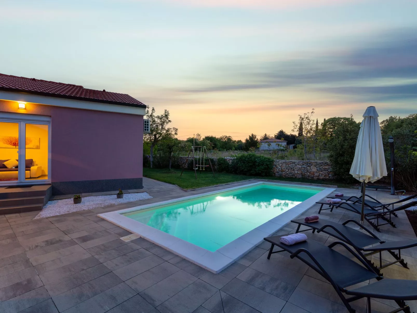 Villa Lilly - Image-tags.info