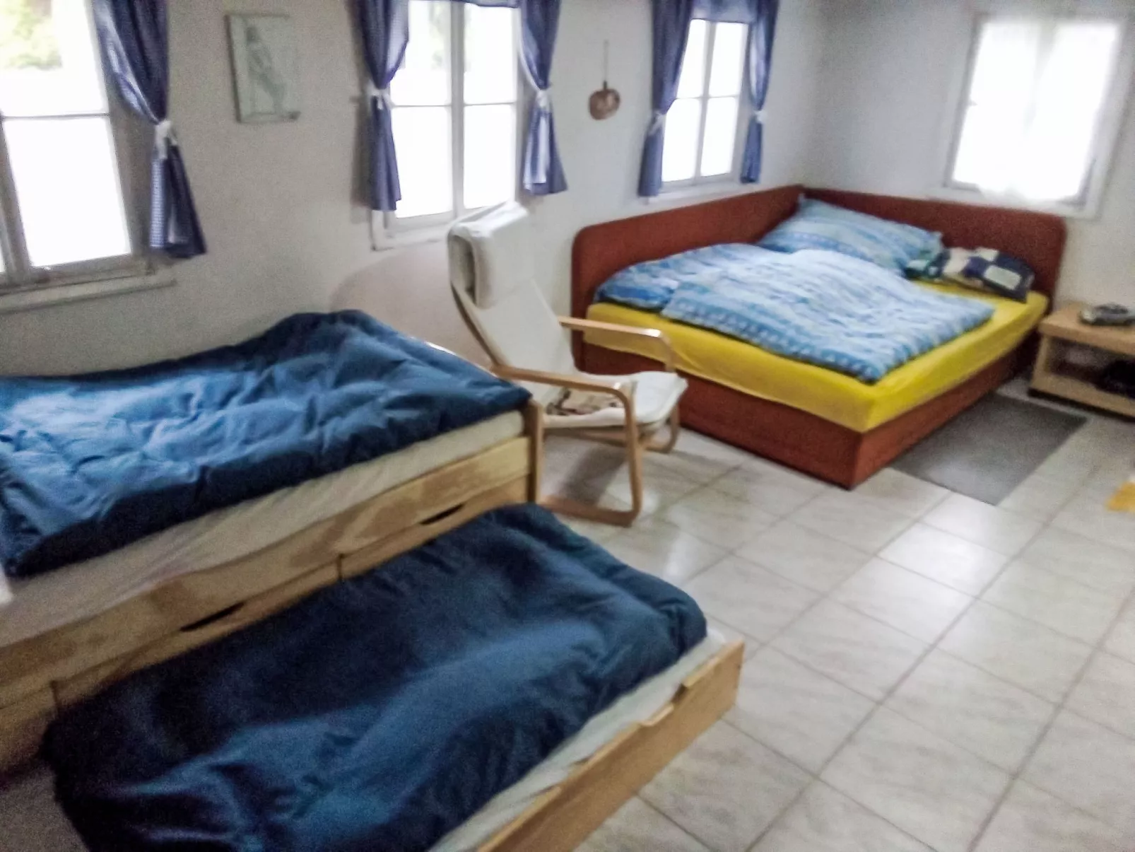 Roubenka u potoka - Inside