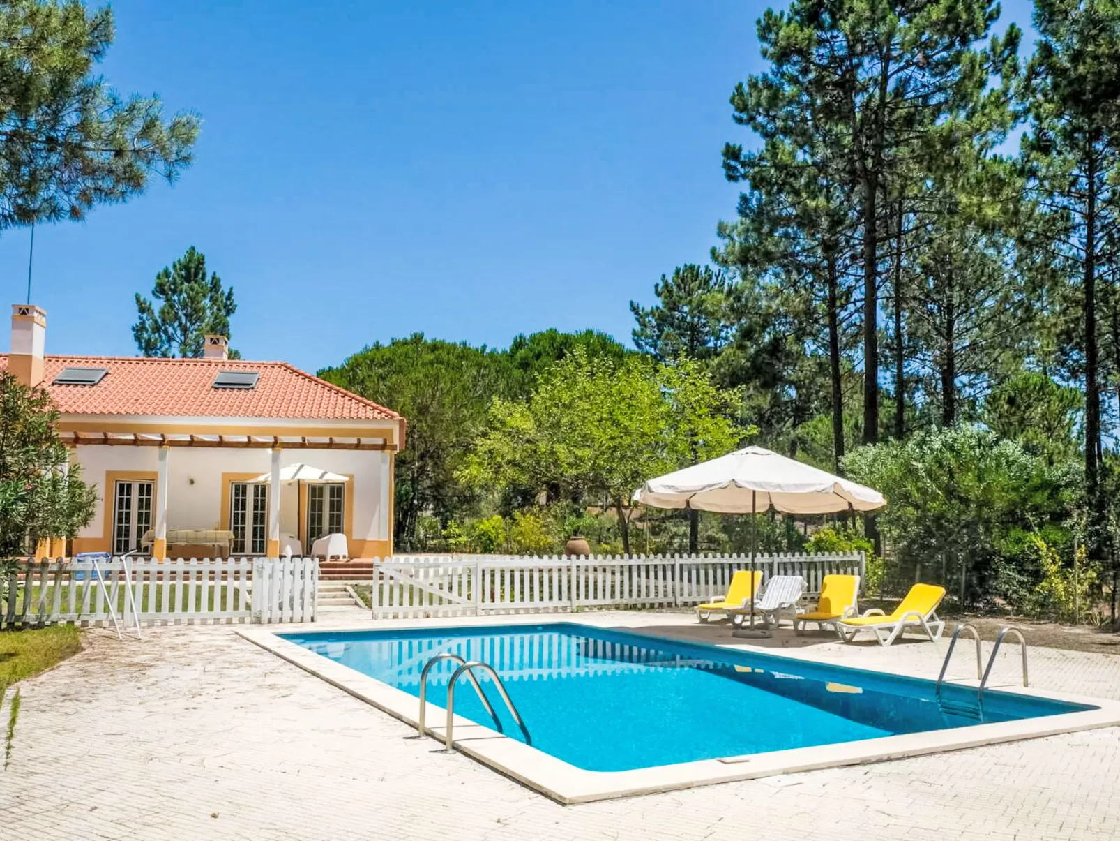 UA 25- Pine Villa - Dehors