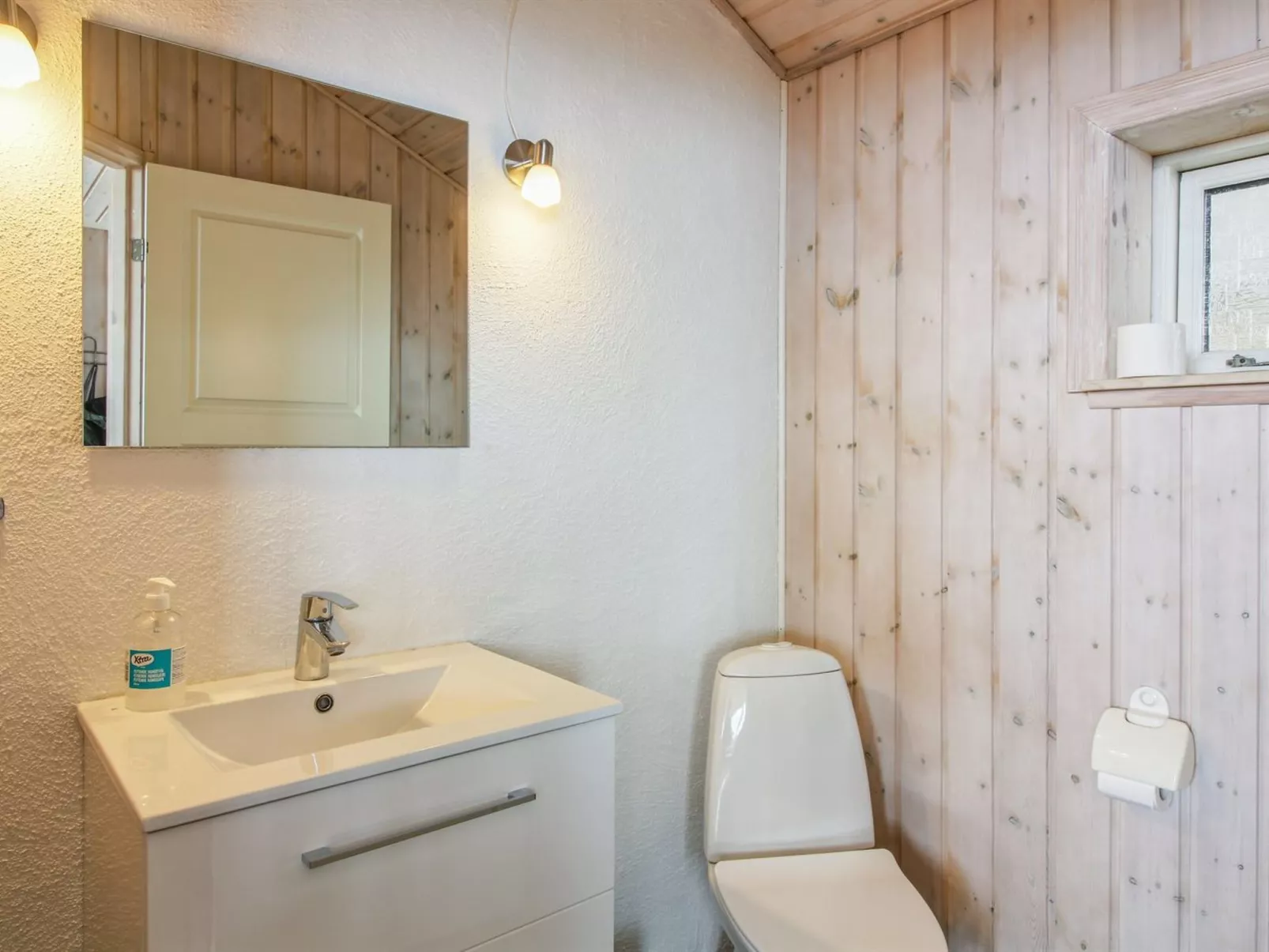 "Hilmer" - 180m from the sea - Drinnen