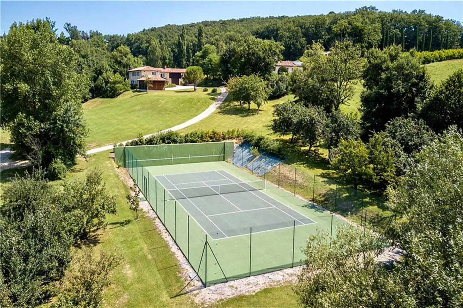 SCI Le Caz Propriété – Villa de Luxe dans le Sud de la France 12person - Ausstattung