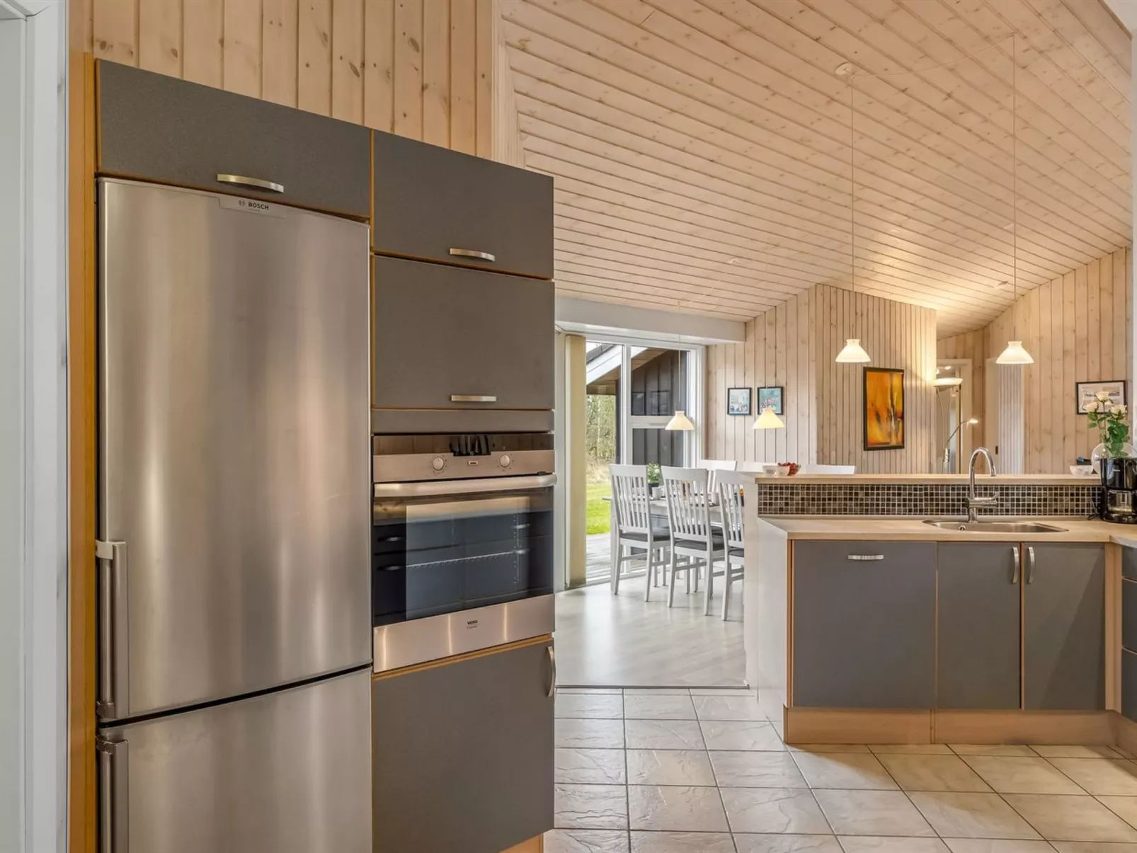 "Beeke" - 1.4km from the sea - Drinnen