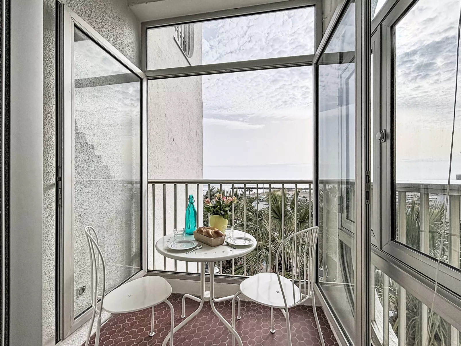 Imperial II - Drinnen