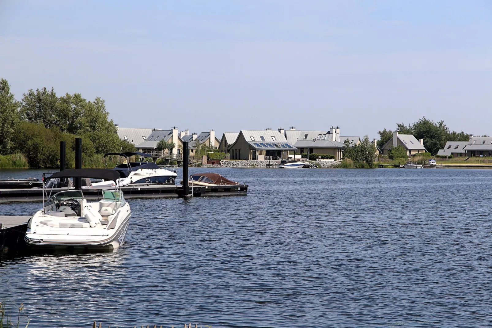 Resort Waterrijk Oesterdam 7 - Areas within 5km in summer
