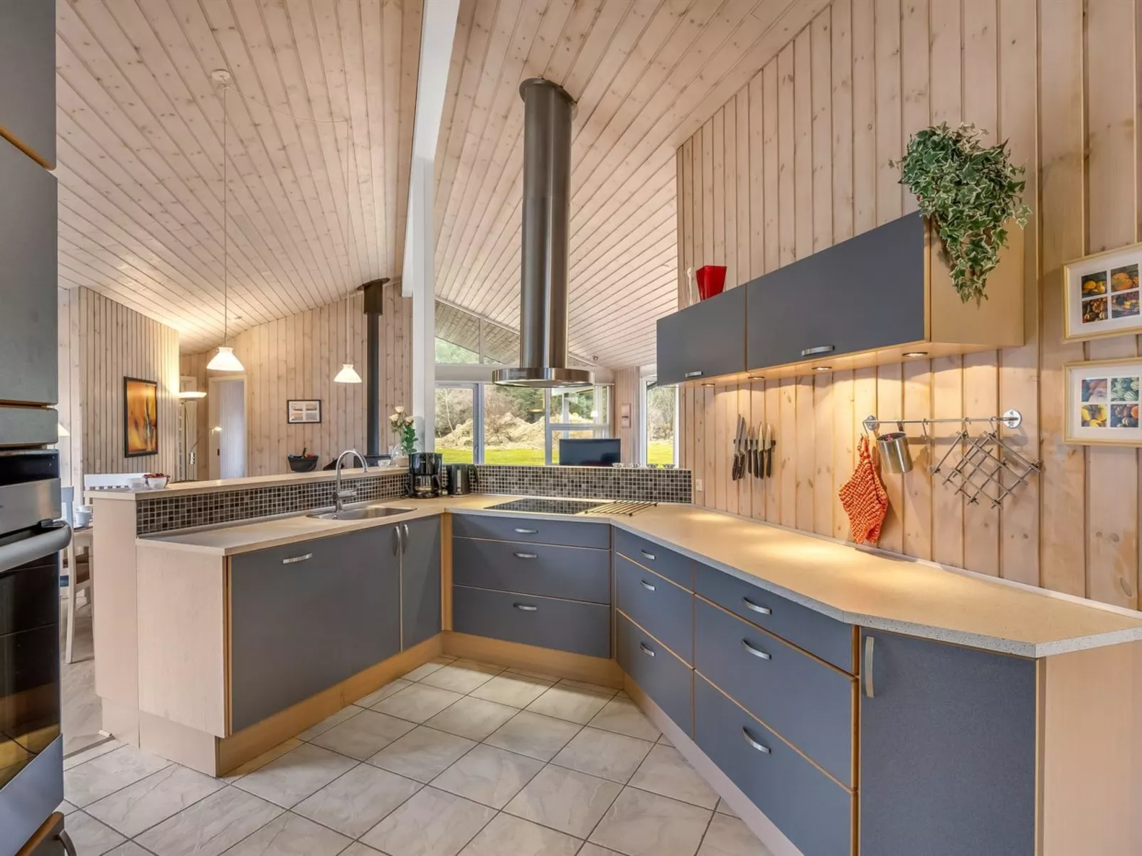 "Beeke" - 1.4km from the sea - Drinnen