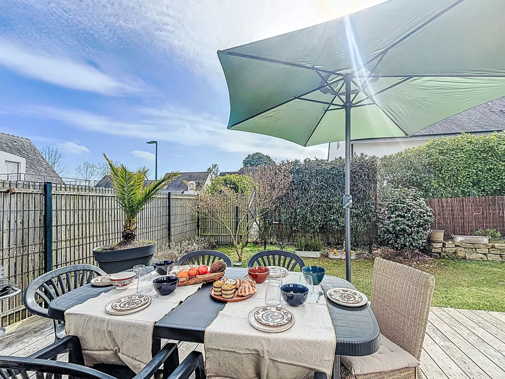 Maison Des Lupins - Outside