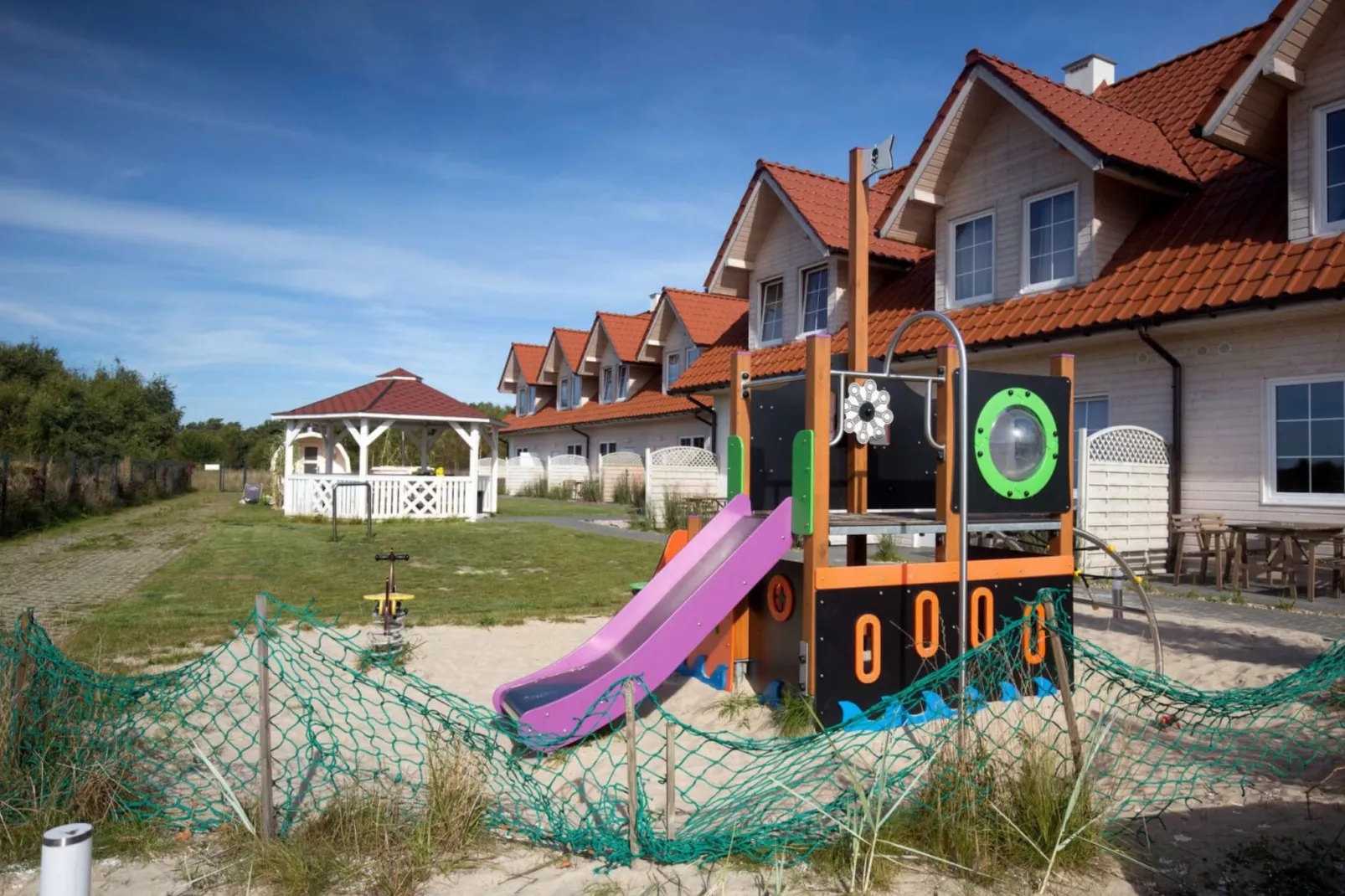 Domy wakacyjne i apartamenty w Niechorzu - Garten Sommer