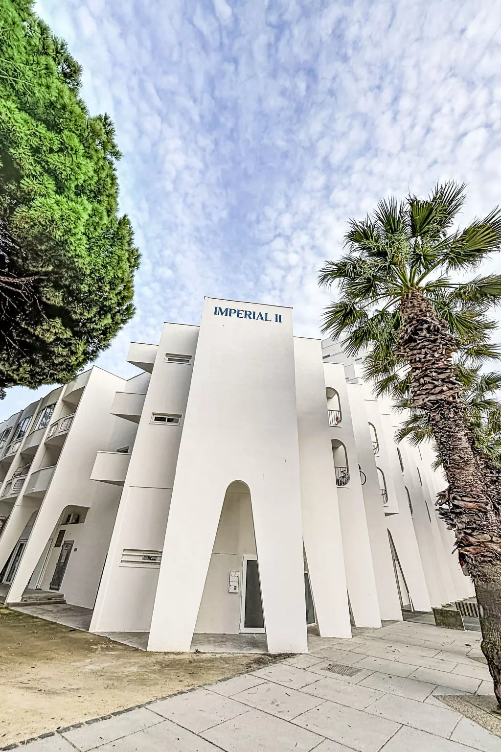 Imperial II - Draußen