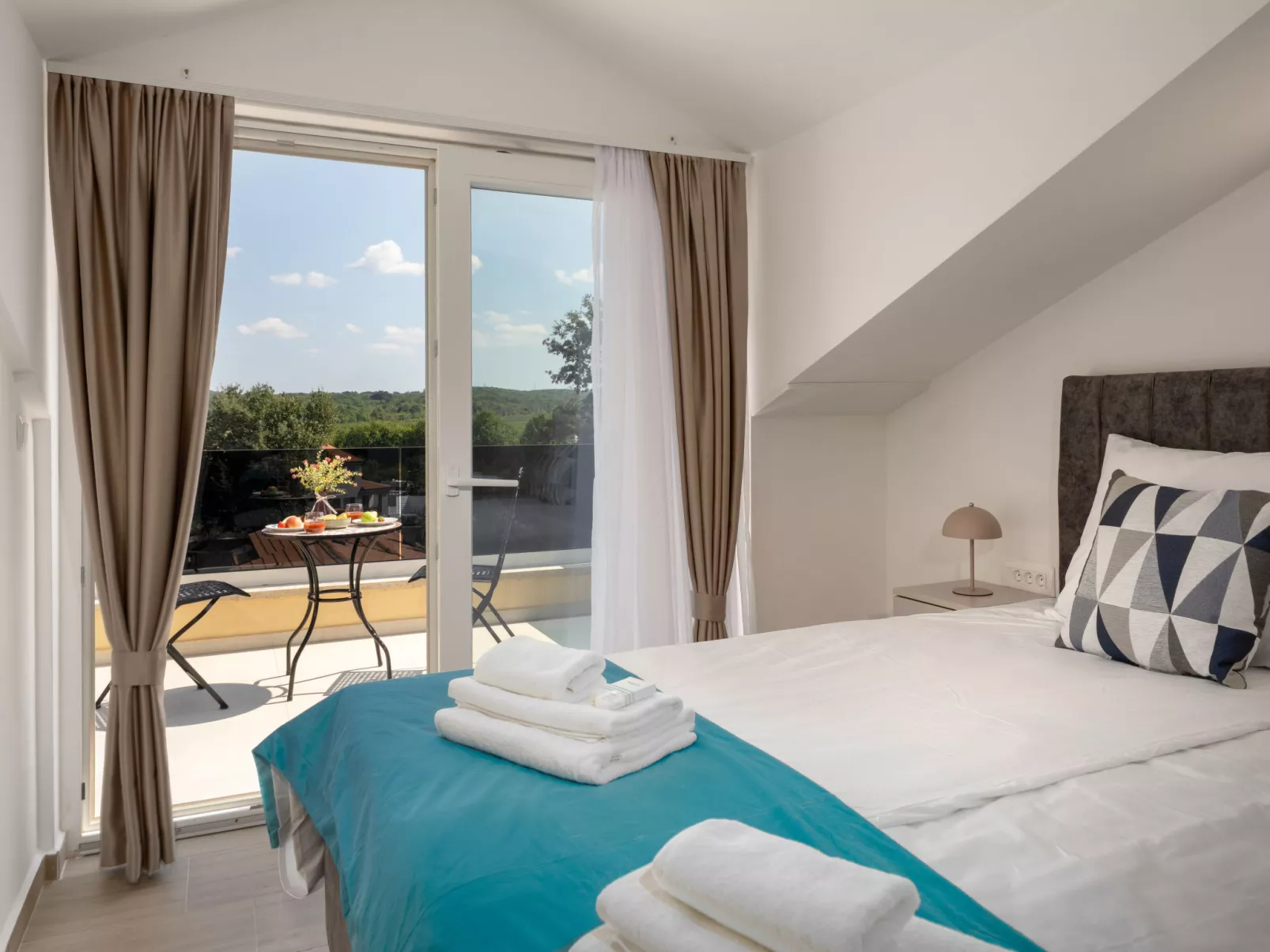 Mediterranee Oliva - Dedans