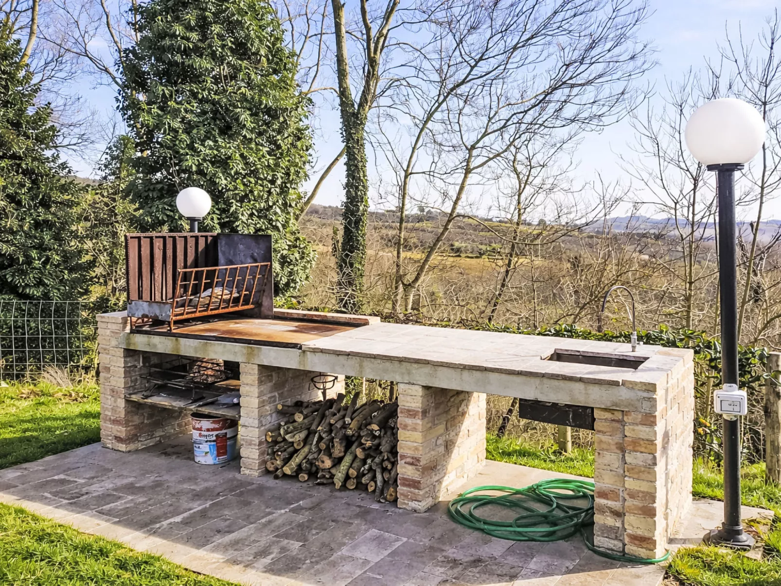 La Collina degli Ulivi - Draußen