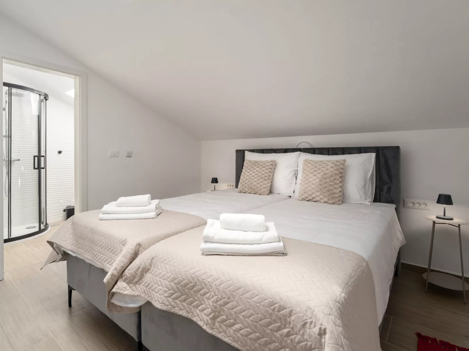 Mediterranee Oliva - Dedans