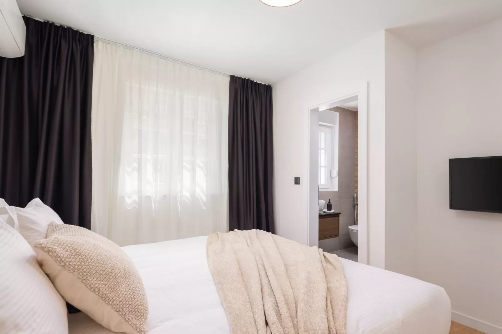 Villa Verde Ražanj with heated pool - Bedroom